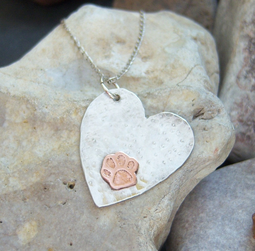 HEART PENDANT IN STERLING SILVER WITH COPPER PAW - Image 2
